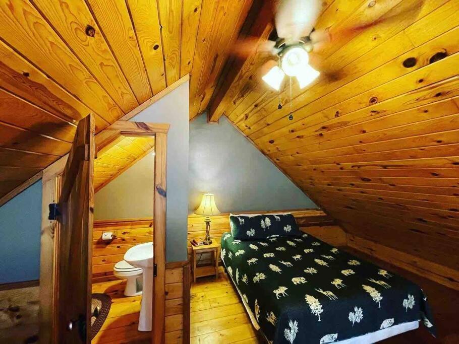 The Loft At Bear Mountain Log Cabins Eureka Springs Exterior foto